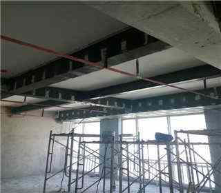 碳纤维结构加固以后的工程建筑还能应用两年吗?